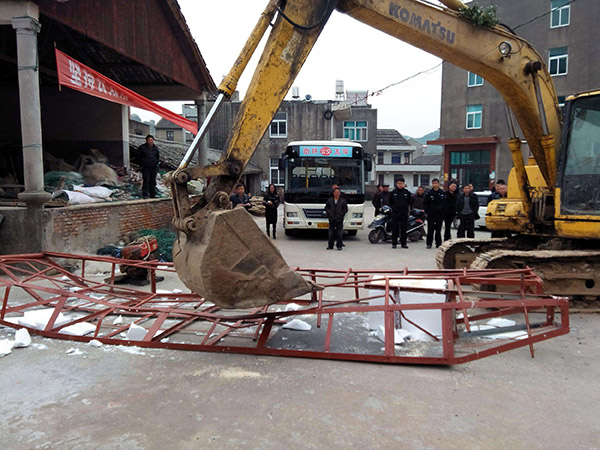 連續橋梁臨時固結的拆除